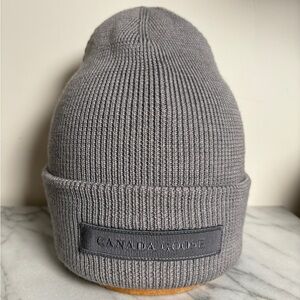 Canada Goose Tonal Emblem Gray Toque